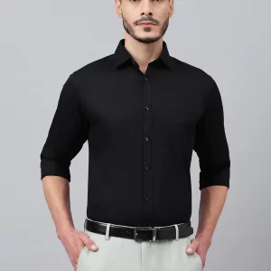 Men Black Standard Fit Solid Formal Shirt
